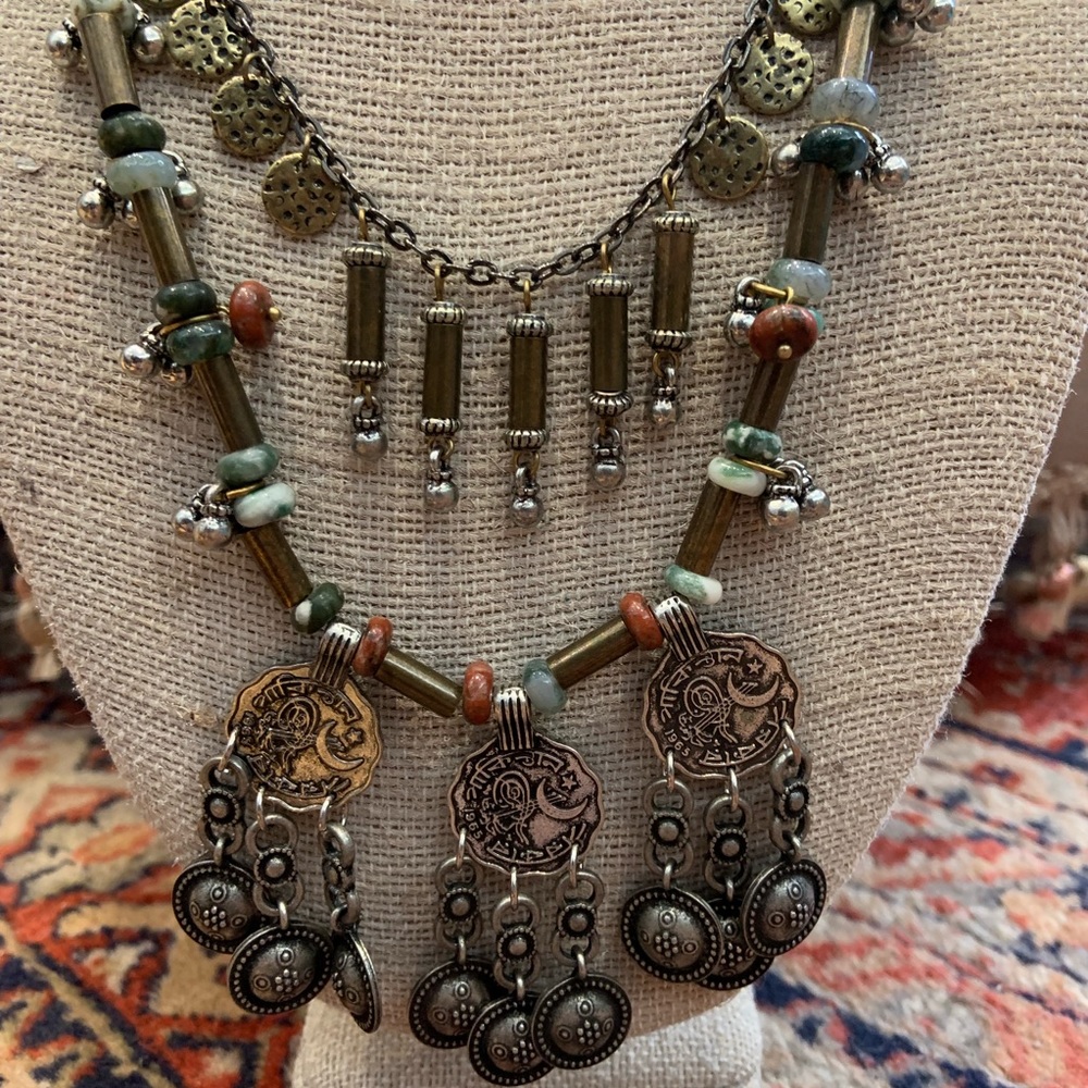 ✨ Free People necklace ✨